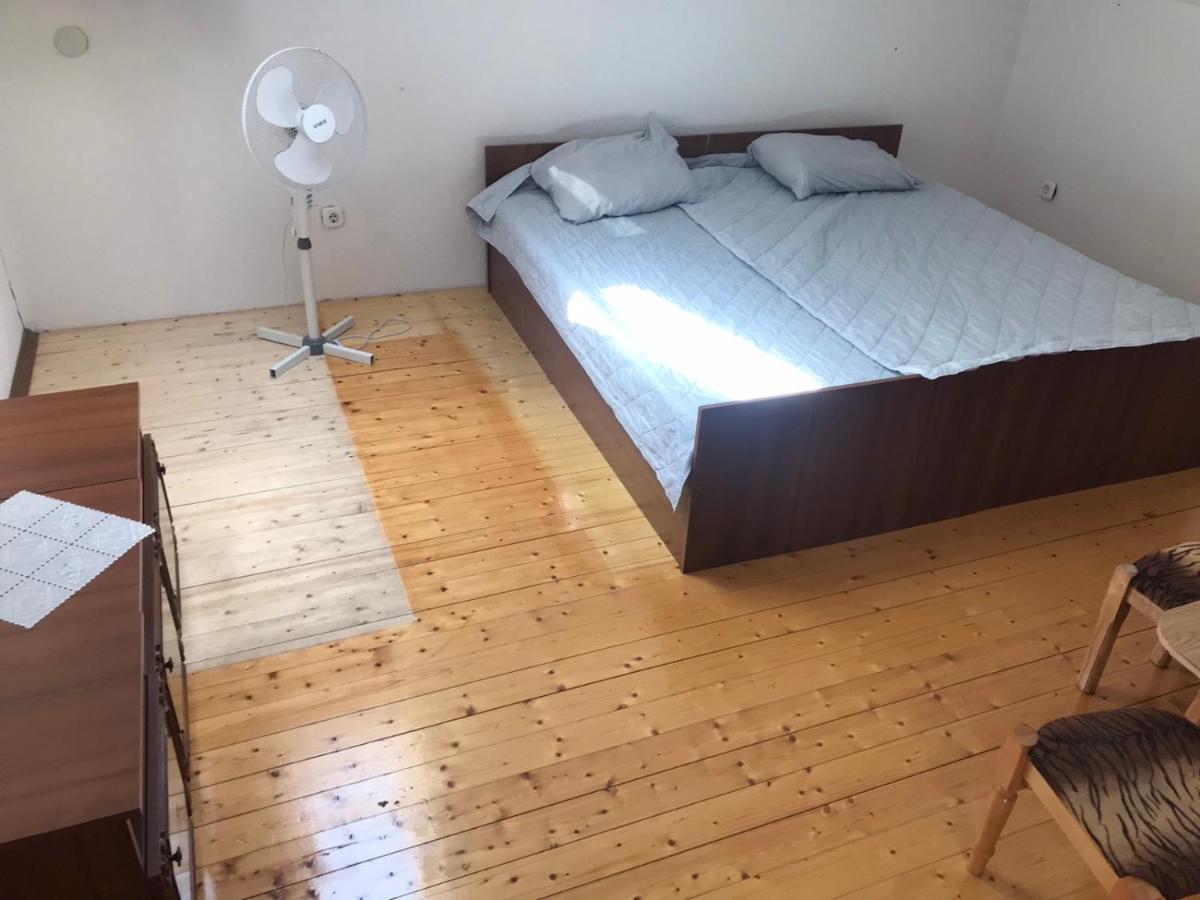 Stan Iva Appartement Ohrid Buitenkant foto